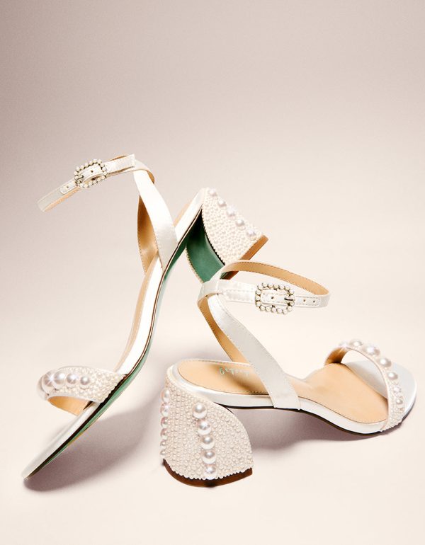 TINA IVORY - Image 3